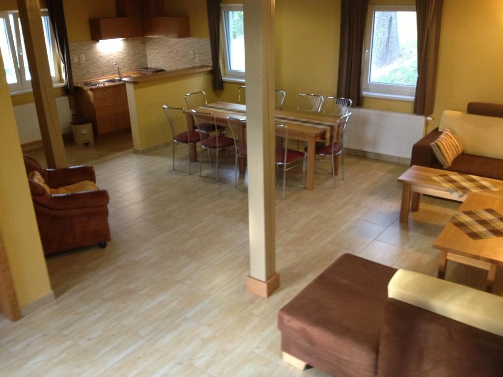 Wellness Pension Inovec&Apartment Houses Jalsove Chambre photo